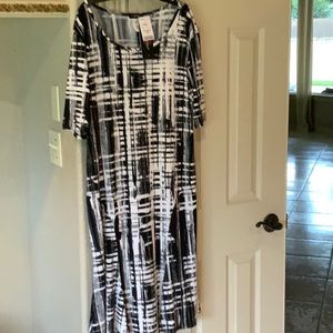 Black and white mid length dress